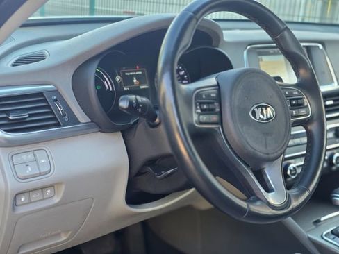 Used 2017 Kia Optima EX w/ Technology Package image 25