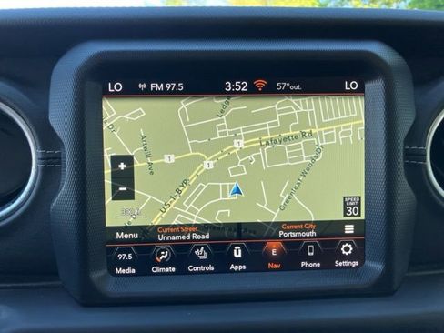 Used 2023 Jeep Wrangler Unlimited Sahara w/ Cold Weather Group AWD/4WD image 33