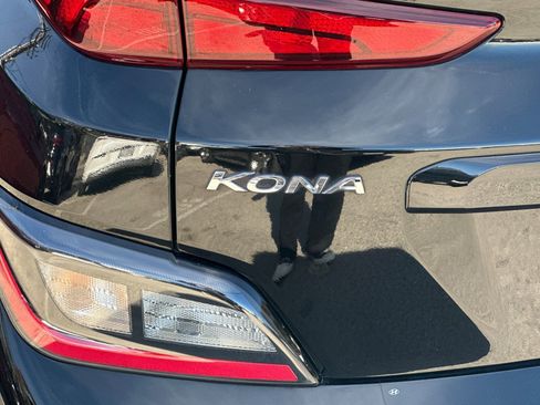 Used 2023 Hyundai Kona SE image 27