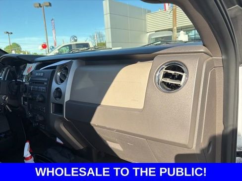 Used 2010 Ford F150 XLT image 11