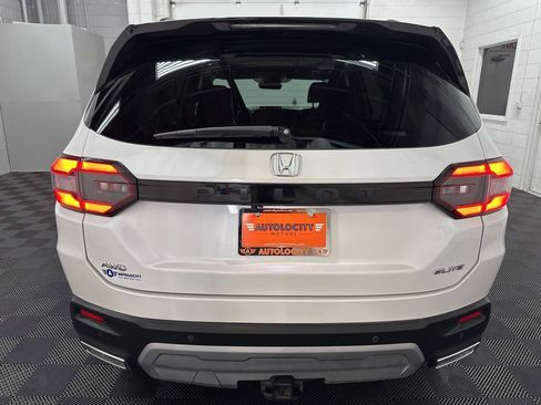 Used 2024 Honda Pilot Elite image 8