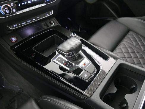 Used 2023 Audi SQ5 Prestige w/ Prestige Package AWD/4WD image 23