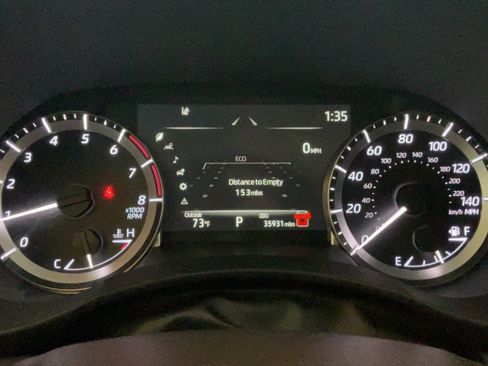 Certified 2025 Toyota Highlander XLE AWD/4WD image 10