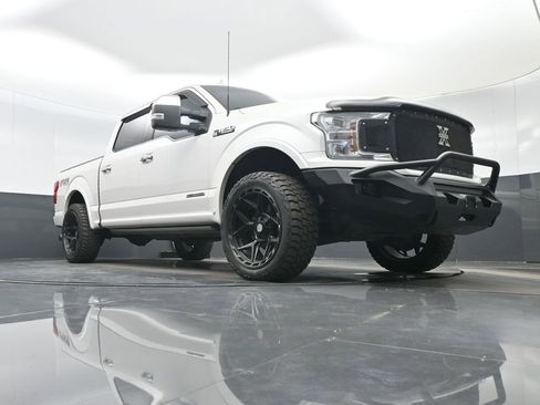 Used 2019 Ford F150 Platinum w/ Equipment Group 701A Luxury AWD/4WD image 33