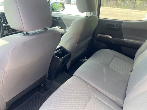 Used 2023 Toyota Tacoma SR5 RWD image 15
