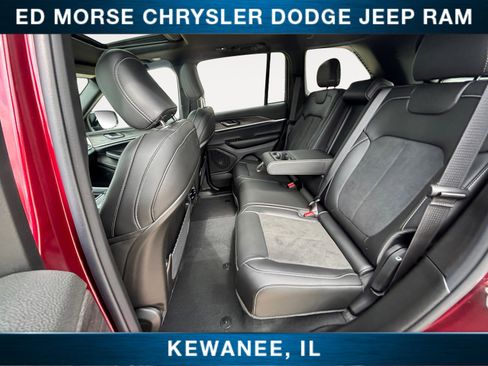 New 2026 Jeep Grand Cherokee Altitude AWD/4WD image 13