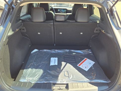 Used 2026 Nissan Kicks SR w/ SR Premium Package FWD image 13