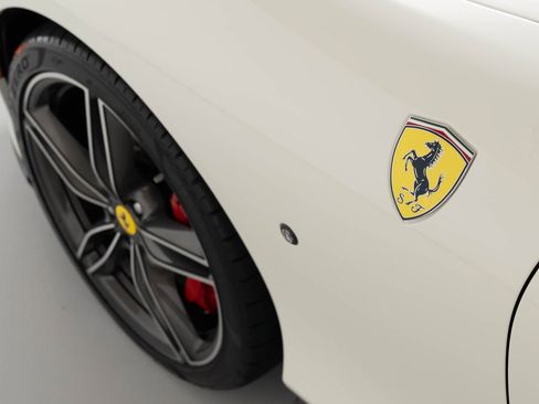 Used 2022 Ferrari Roma image 40