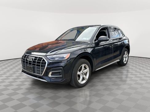 Used 2023 Audi Q5 2.0T Premium w/ Convenience Package image 5