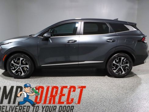 Used 2025 Kia Sportage EX FWD image 10