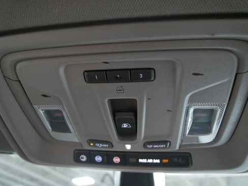 Used 2020 Chevrolet Silverado 1500 RST image 32