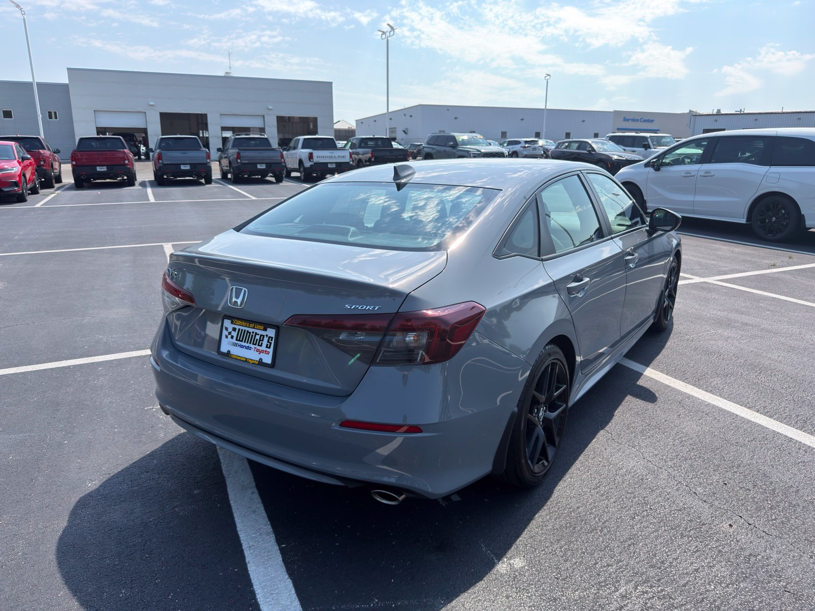 Used 2025 Honda Civic Sport image 6