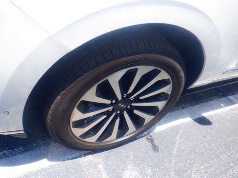 Used 2023 Lincoln Navigator L Reserve AWD/4WD image 26