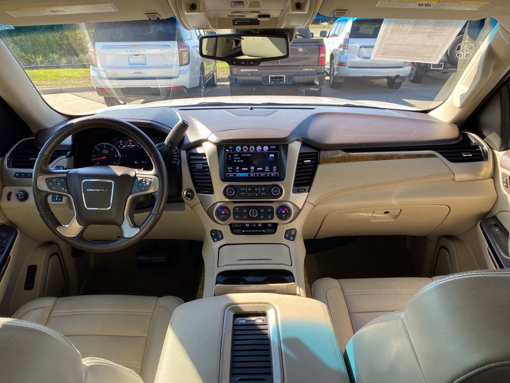 Used 2017 GMC Yukon Denali w/ Open Road Package RWD image 23
