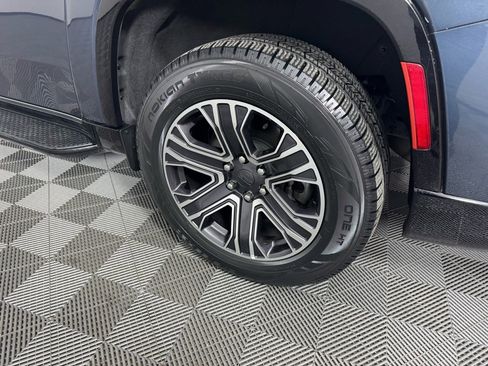 Used 2024 Jeep Wagoneer L Series II w/ Flexible Seating Group image 36