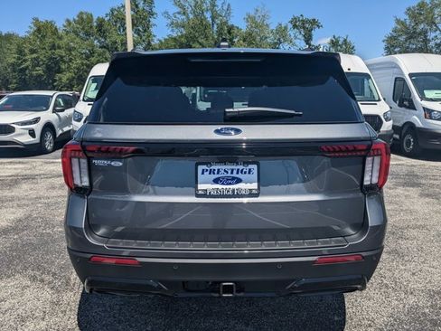 New 2025 Ford Explorer ST-Line image 6