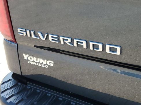 Certified 2020 Chevrolet Silverado 1500 Custom w/ Custom Value Package AWD/4WD image 28