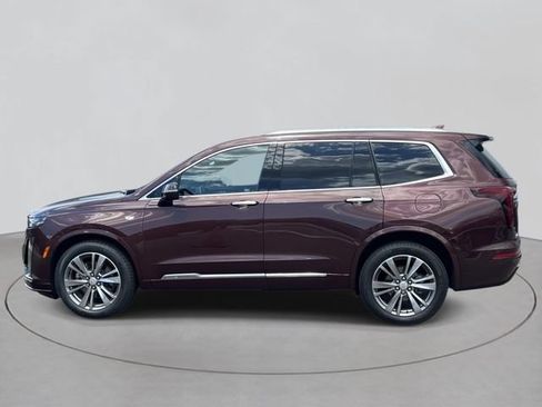 Used 2022 Cadillac XT6 Premium Luxury w/ LPO, Floor Liner Package AWD/4WD image 2