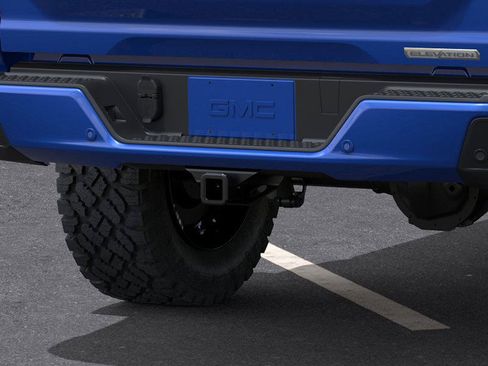 New 2026 GMC Canyon Elevation w/ Convenience Package image 14