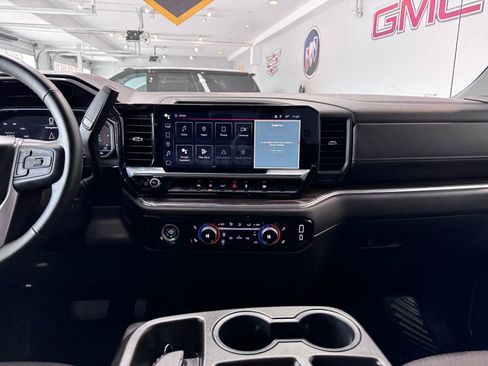 Certified 2024 GMC Sierra 1500 Elevation image 18