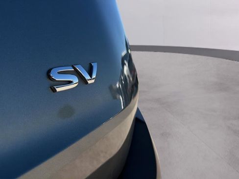 Used 2023 Nissan Rogue SV w/ SV Premium Package image 14