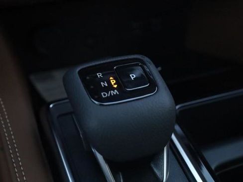 New 2026 Nissan Pathfinder Platinum AWD/4WD image 19