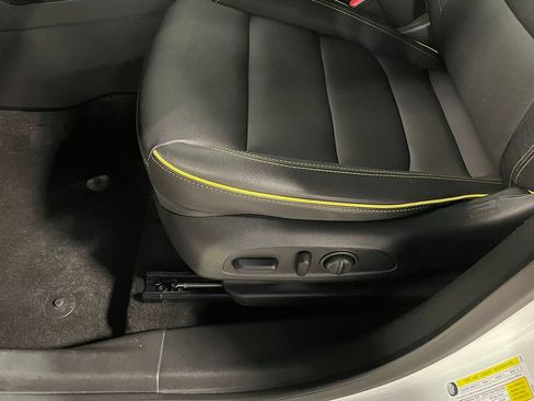Used 2025 Chevrolet TrailBlazer ACTIV w/ Convenience Package AWD/4WD image 24