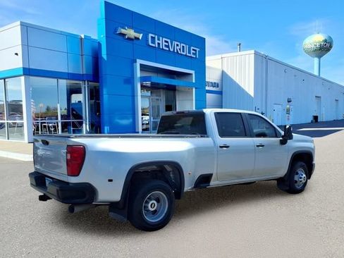 Used 2021 Chevrolet Silverado 3500 W/T w/ Gooseneck/5TH Wheel Package AWD/4WD image 3