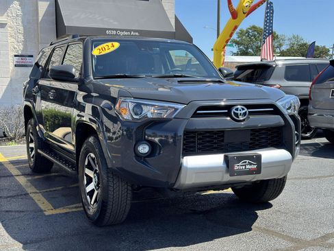 Used 2024 Toyota 4Runner TRD Off-Road image 7