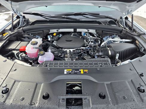 New 2026 Jeep Grand Cherokee L Limited image 32