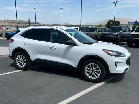 Certified 2022 Ford Escape SE AWD/4WD image 5