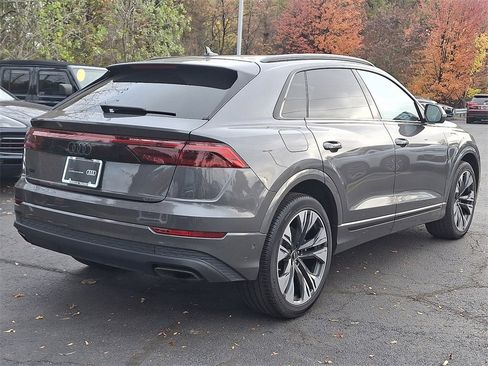 Certified 2025 Audi Q8 Premium Plus image 12