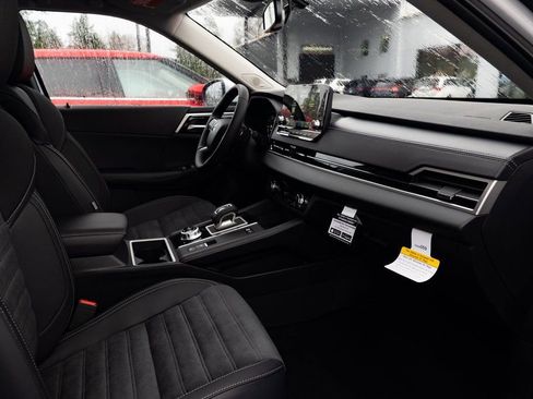 New 2025 Mitsubishi Outlander SE image 25