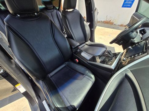 Used 2018 Toyota Mirai FWD image 35