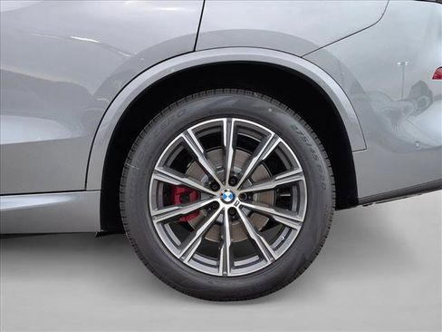 New 2026 BMW X5 xDrive40i w/ M Sport Package image 10