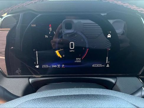Used 2025 Chevrolet TrailBlazer RS w/ Driver Confidence Package AWD/4WD image 12