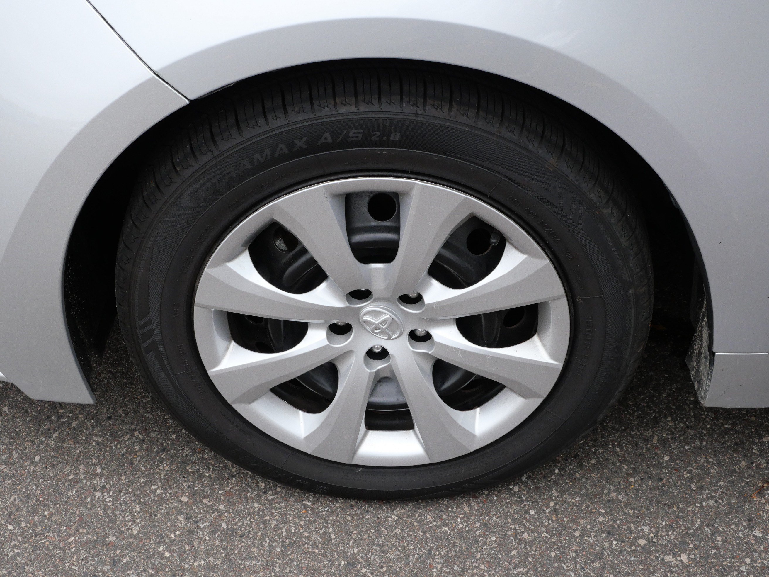 Used 2024 Toyota Corolla LE FWD image 15