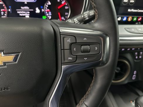 Used 2024 Chevrolet Blazer Premier w/ Enhanced Convenience Package image 16