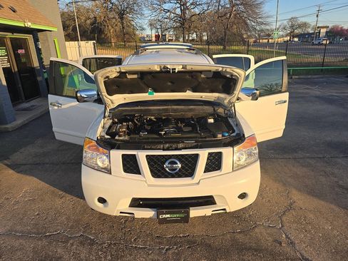 Used 2012 Nissan Armada SV image 41