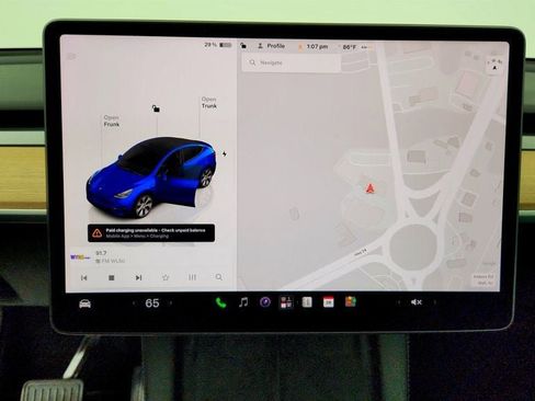 Used 2023 Tesla Model Y Long Range AWD/4WD image 22