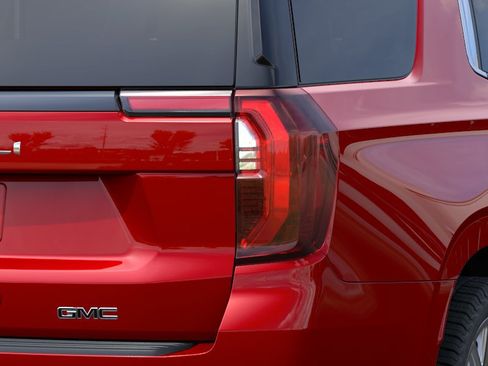 New 2026 GMC Yukon Denali Ultimate AWD/4WD image 11