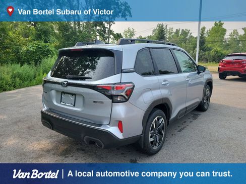 Certified 2025 Subaru Forester Limited AWD/4WD image 5