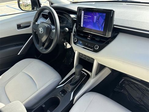 Used 2024 Toyota Corolla Cross L image 26