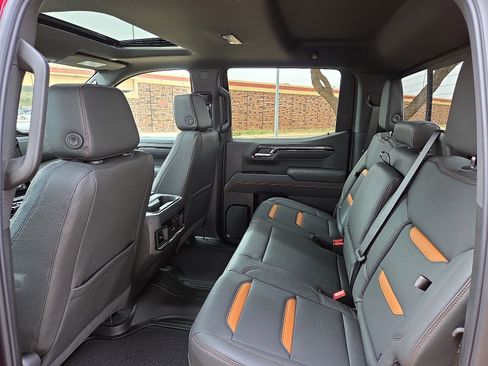 New 2026 GMC Sierra 1500 AT4 w/ AT4 Premium Package image 8