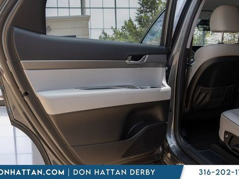 Used 2024 Hyundai Palisade SEL FWD image 19