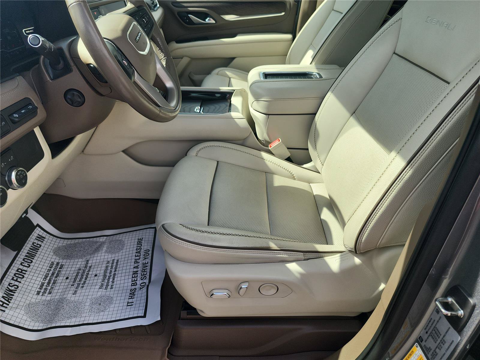 Used 2022 GMC Yukon XL Denali RWD image 20