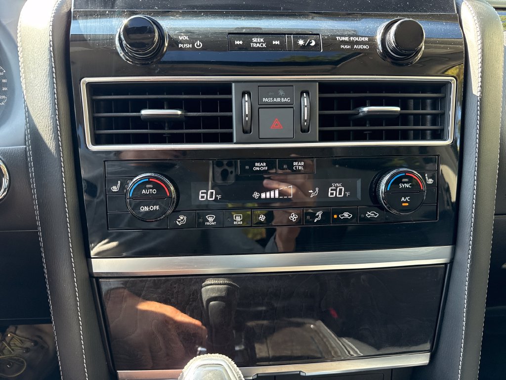 Used 2024 INFINITI QX80 Luxe w/ Cargo Package AWD/4WD image 20