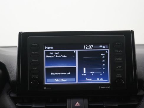 Used 2022 Toyota RAV4 LE image 16