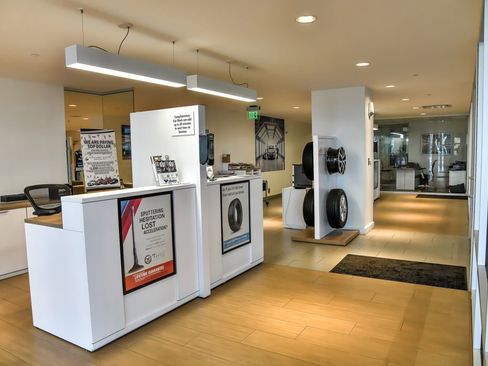 Certified 2025 Volkswagen Taos S image 31