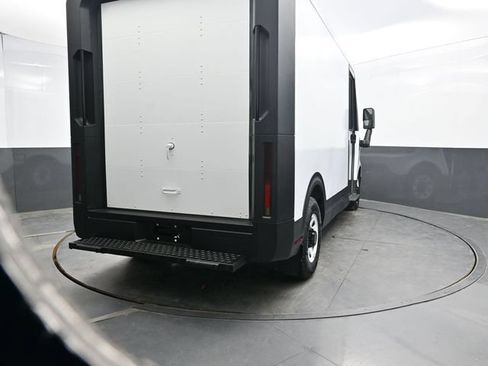 Used 2024 Chevrolet Brightdrop 400 w/ Commercial Equipment Package AWD/4WD image 7
